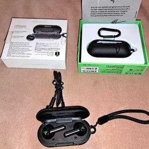 Razer Hammerhead True Wireless Bluetooth Earbuds with Case
